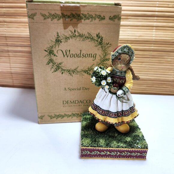 Demdaco Woodsong Designs Rabbit Figurine A Special Day Collectable Vintage 2002 - Picture 1 of 8